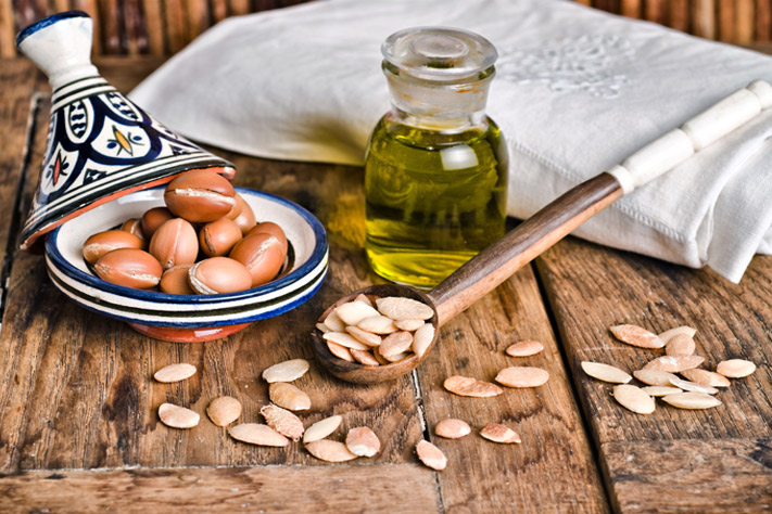 Keep The Frizz Away With These 5 Great Summer Hair Oils