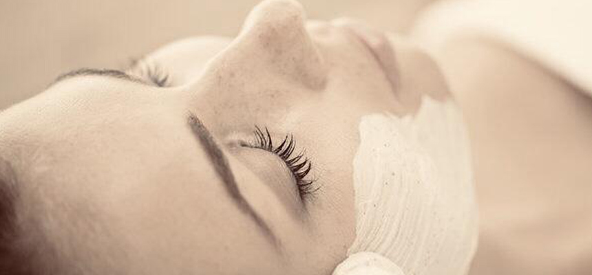 Treatment for a Glowing skin in Festivals