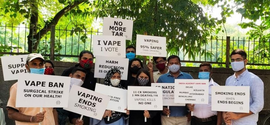 Vapers unite together to protest against one year of e cigarettes ban