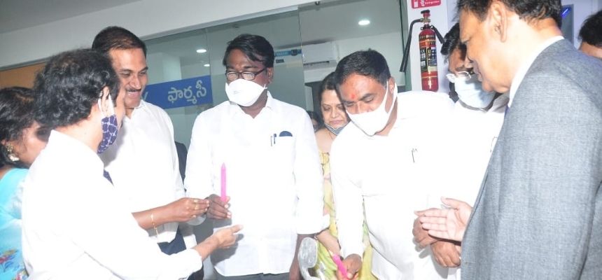 Sharat MaxiVision launches its Super Specialty Eye hospital in Khammam 