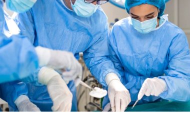 A 30-Year-Old Woman Eats Her Favorite Meal After 6 Months