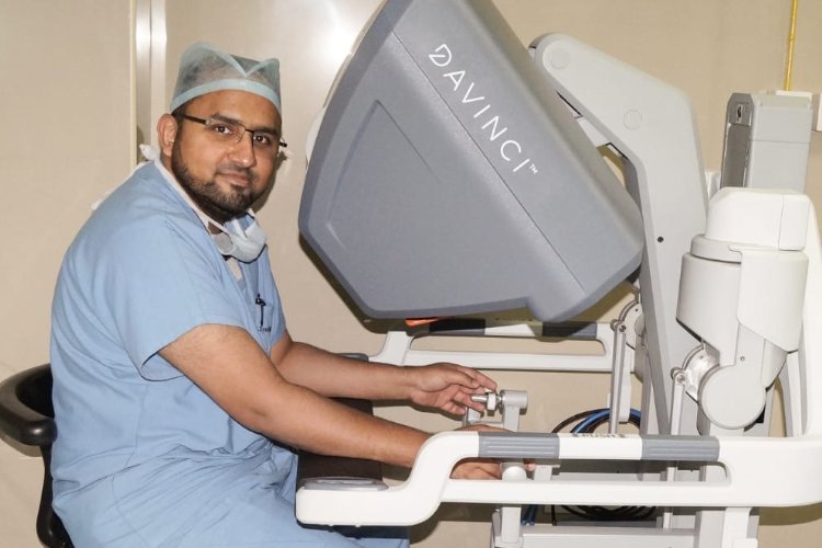 AINU Doctors Use Robotics to Repair Decades-Old Bladder Leak Caused by Normal Delivery 35 Years Ago