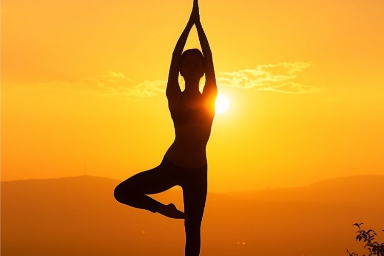 MALLA REDDY HOSPITAL ADVOCATES YOGA FOR SMOKING CESSATION.BREATHE PURE AIR AND QUIT SMOKING ON WORLD YOGA DAY