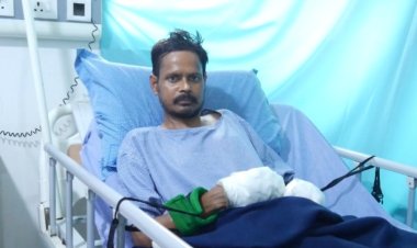 Doctors at Amor Hospitals save the life of a construction worker whose lung got punctured with iron rods passing through his chest after fall from third floor
